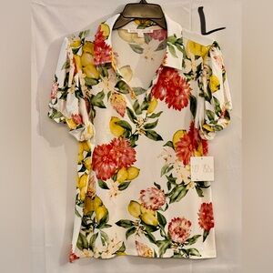 Stylish Floral V-Neck Blouse by [Brand]